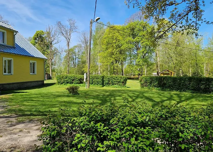 Püha Guesthouse * Puha